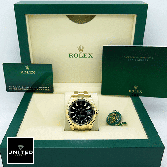 Rolex Sky-Dweller Gold Replica 3 Rolex Sky-Dweller Black Dial Yellow Gold 326938-0004 Oyster Replica in the Green Rolex Box