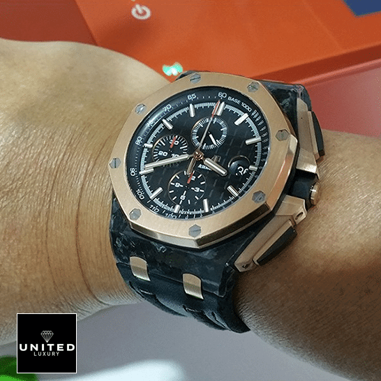 Audemars Piguet Royal Oak Offshore 26406FR.00.002CA.01 Replica 5 audemars_piguet_oak_offshore_queen_elizabeth_unitedluxury_hand