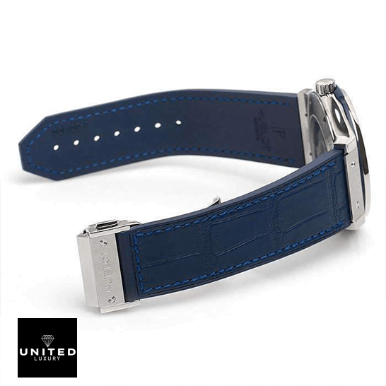 Blue Titanium Replica 5 Hublot Classic 565.NX_.7170.LR Fusion Leather Blue Bracelet Replica opened clasp